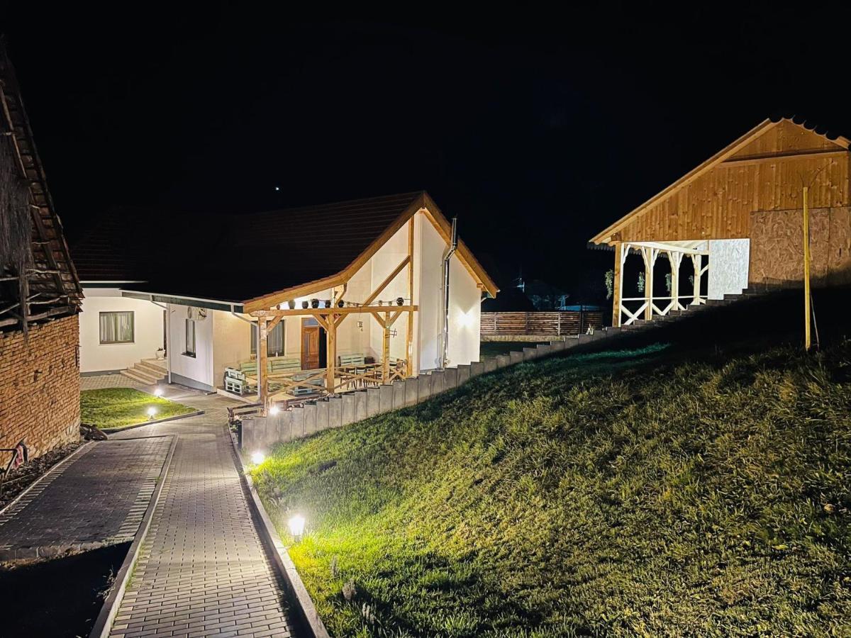 Domeniul Bondarelului Hotel Ocolisu Mic Екстериор снимка