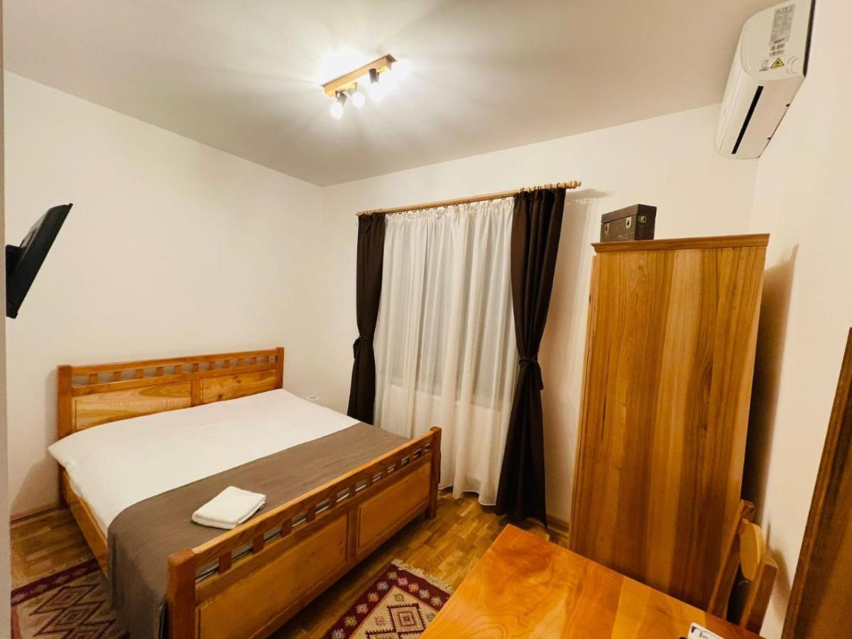 Domeniul Bondarelului Hotel Ocolisu Mic Екстериор снимка