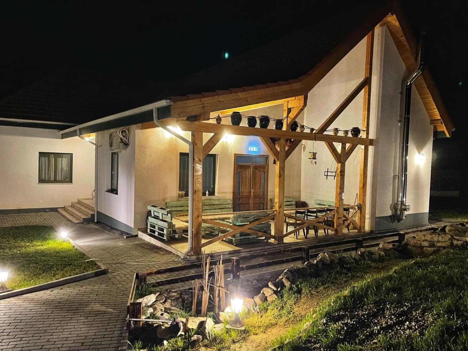 Domeniul Bondarelului Hotel Ocolisu Mic Екстериор снимка