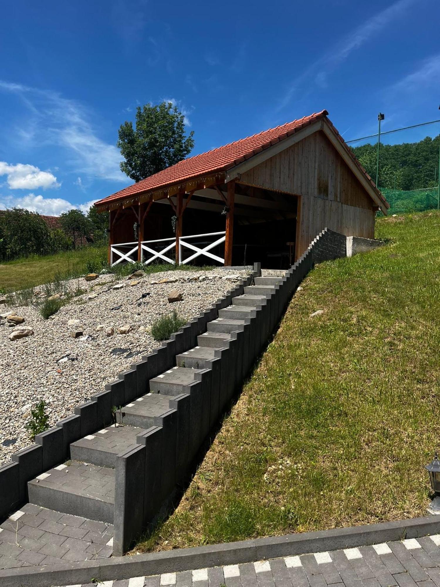 Domeniul Bondarelului Hotel Ocolisu Mic Екстериор снимка