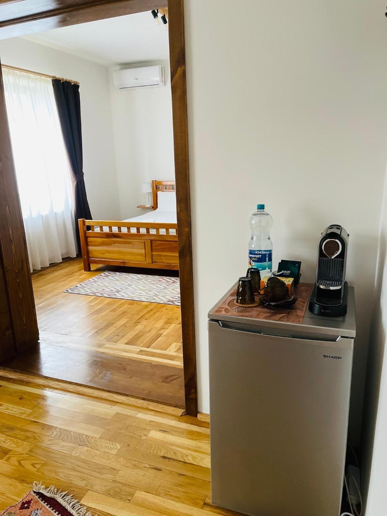 Domeniul Bondarelului Hotel Ocolisu Mic Екстериор снимка